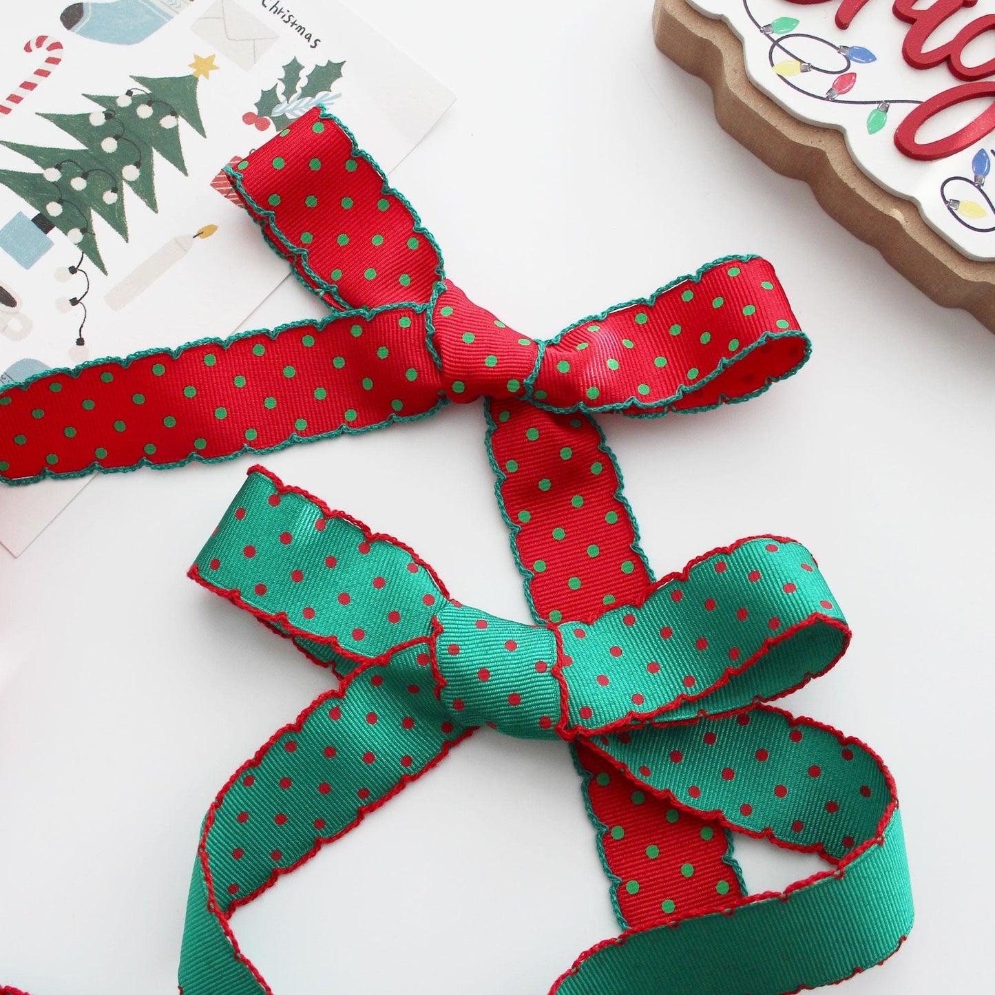 Christmas Polka Dot Scalloped Edge Ribbon  1.1"/ 1.57in x 2Yards