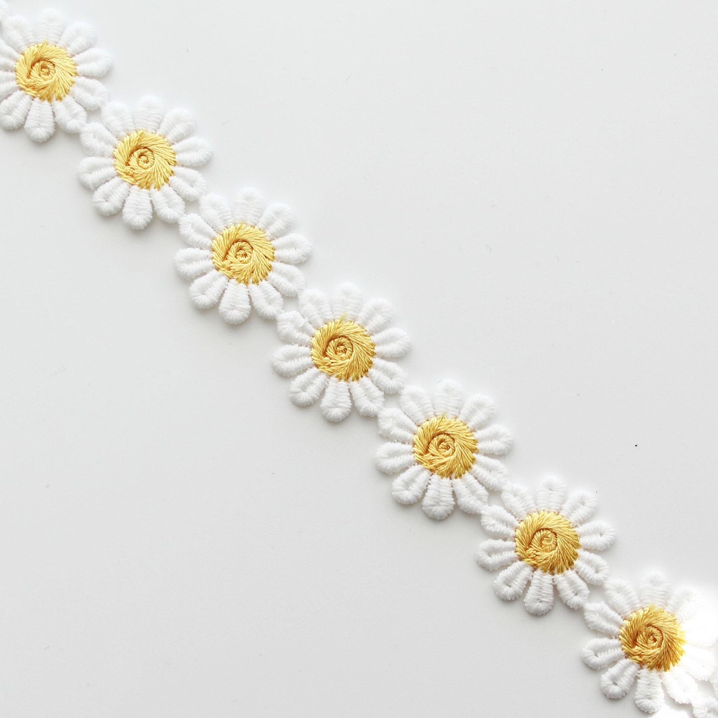Daisy Embroidered Lace Trim 5Yards