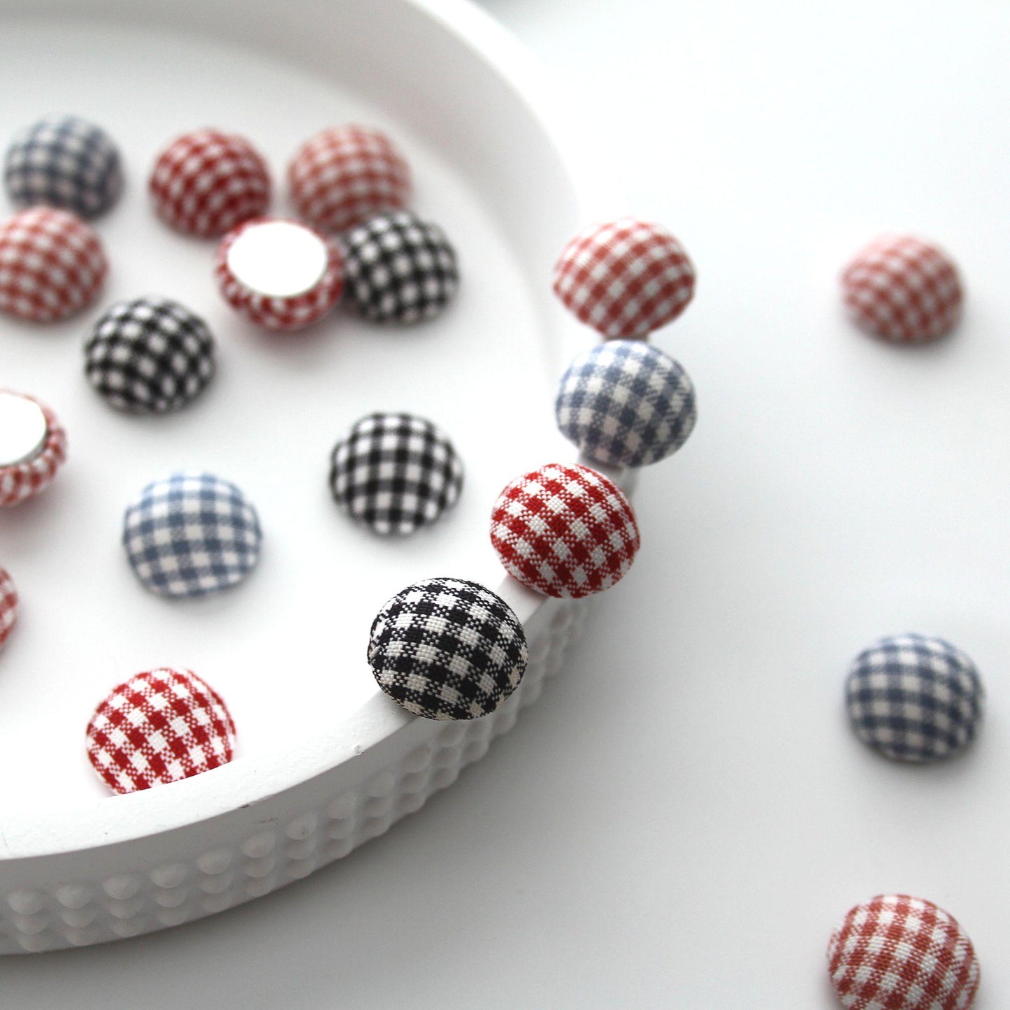 Gingham Fabric Flat-Back Covered Button 4pcs