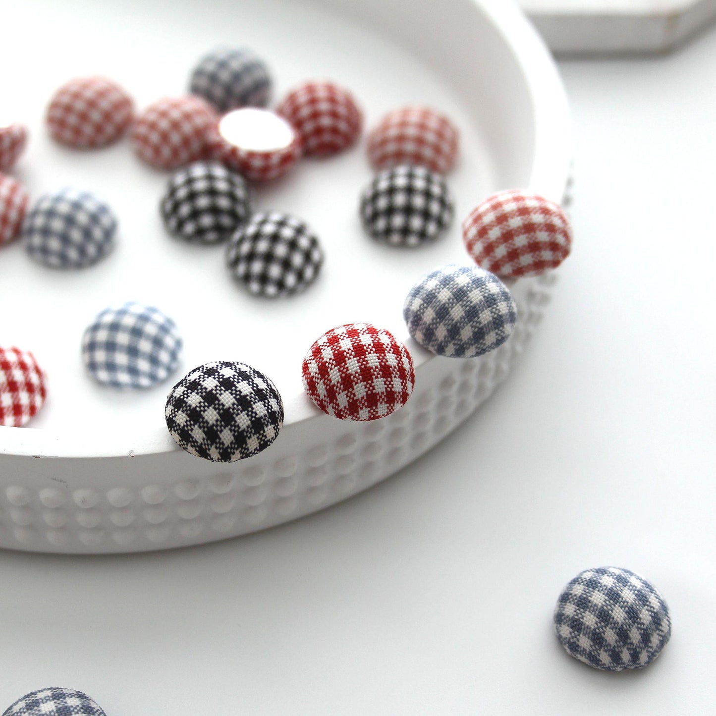 Gingham Fabric Flat-Back Covered Button 4pcs