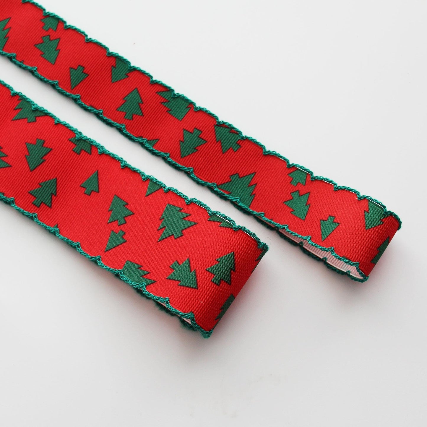 Christmas Tree Scalloped Edge Ribbon  1.1"/ 1.57in x 2Yards