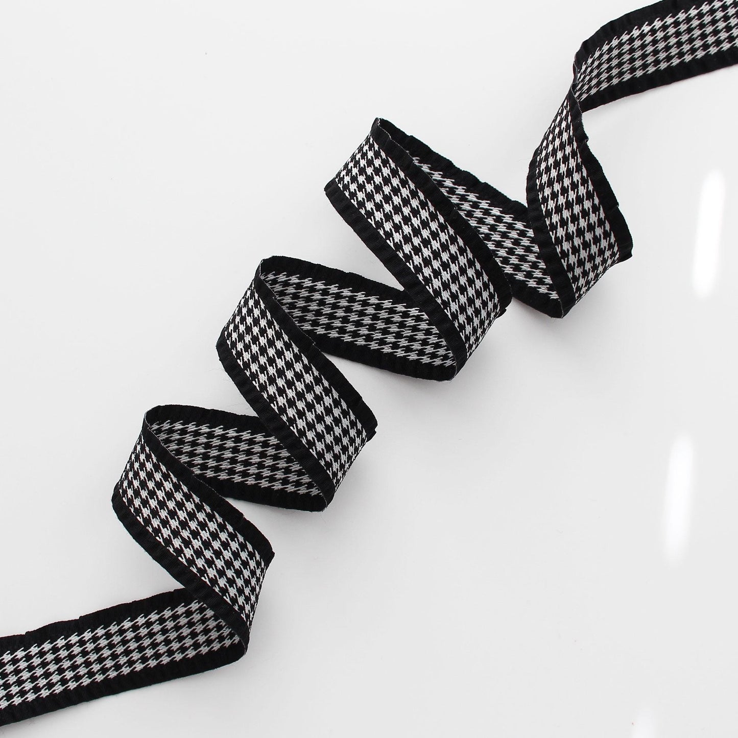 Houndstooth Frill Ribbon 5Yards