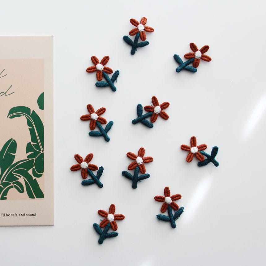 Tiny Embroidered Flower Patch  Floral Applique for Hair Clips & DIY 2pcs