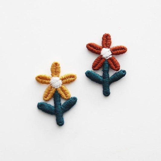 Tiny Embroidered Flower Patch  Floral Applique for Hair Clips & DIY 2pcs