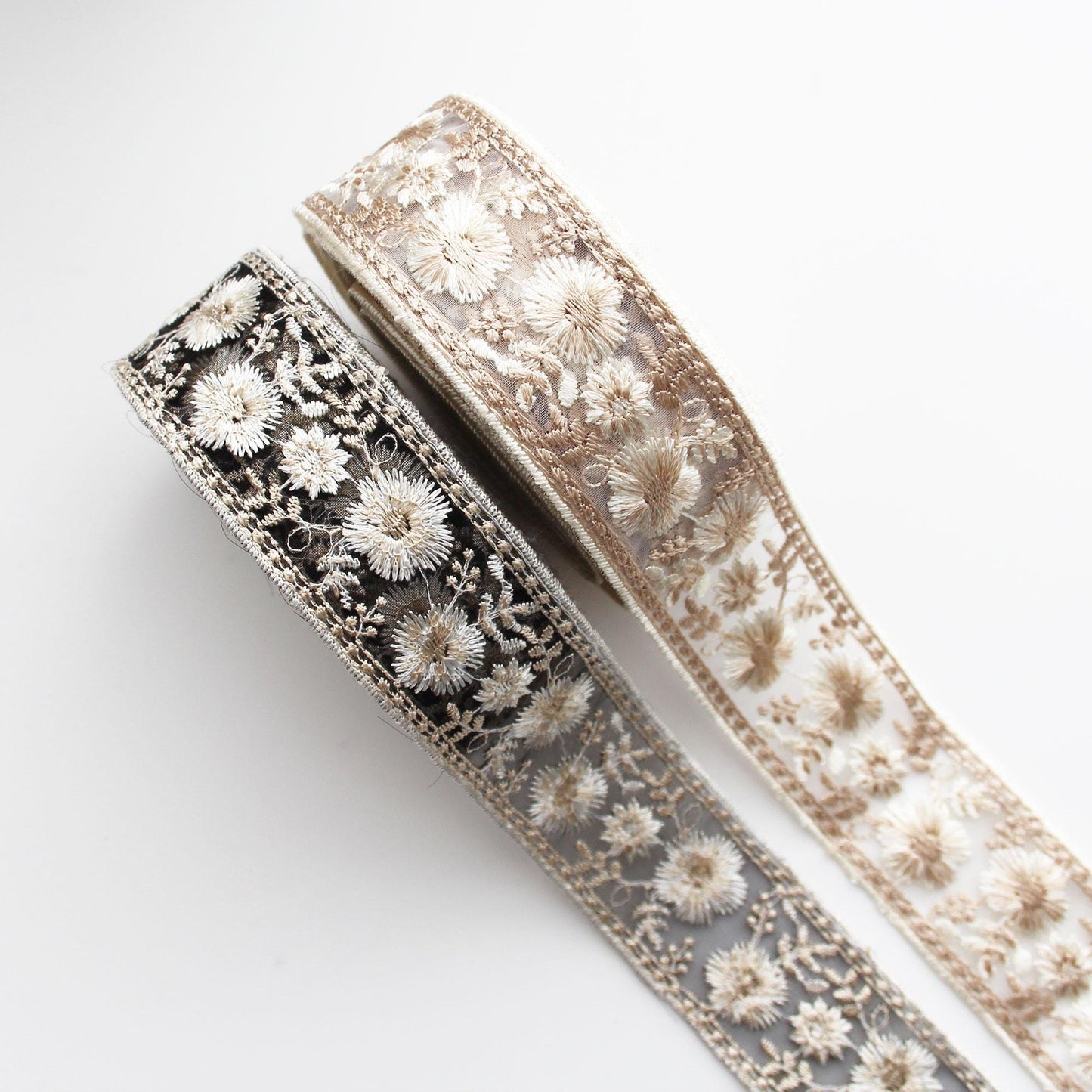Embroidered Daisy Lace Trim - Vintage Floral Ribbon, 5Yards