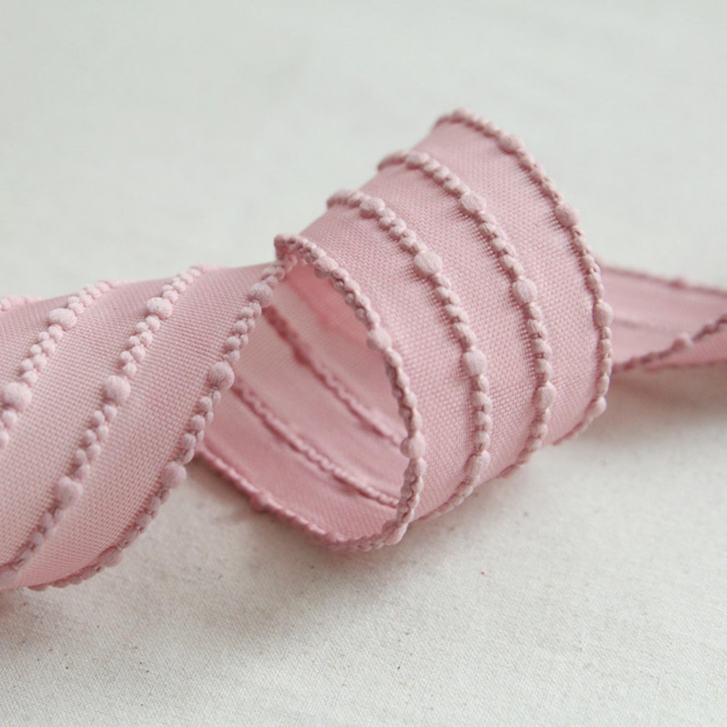 Bobble Edge Ribbon 1.57inch (4cm) x 5Yards