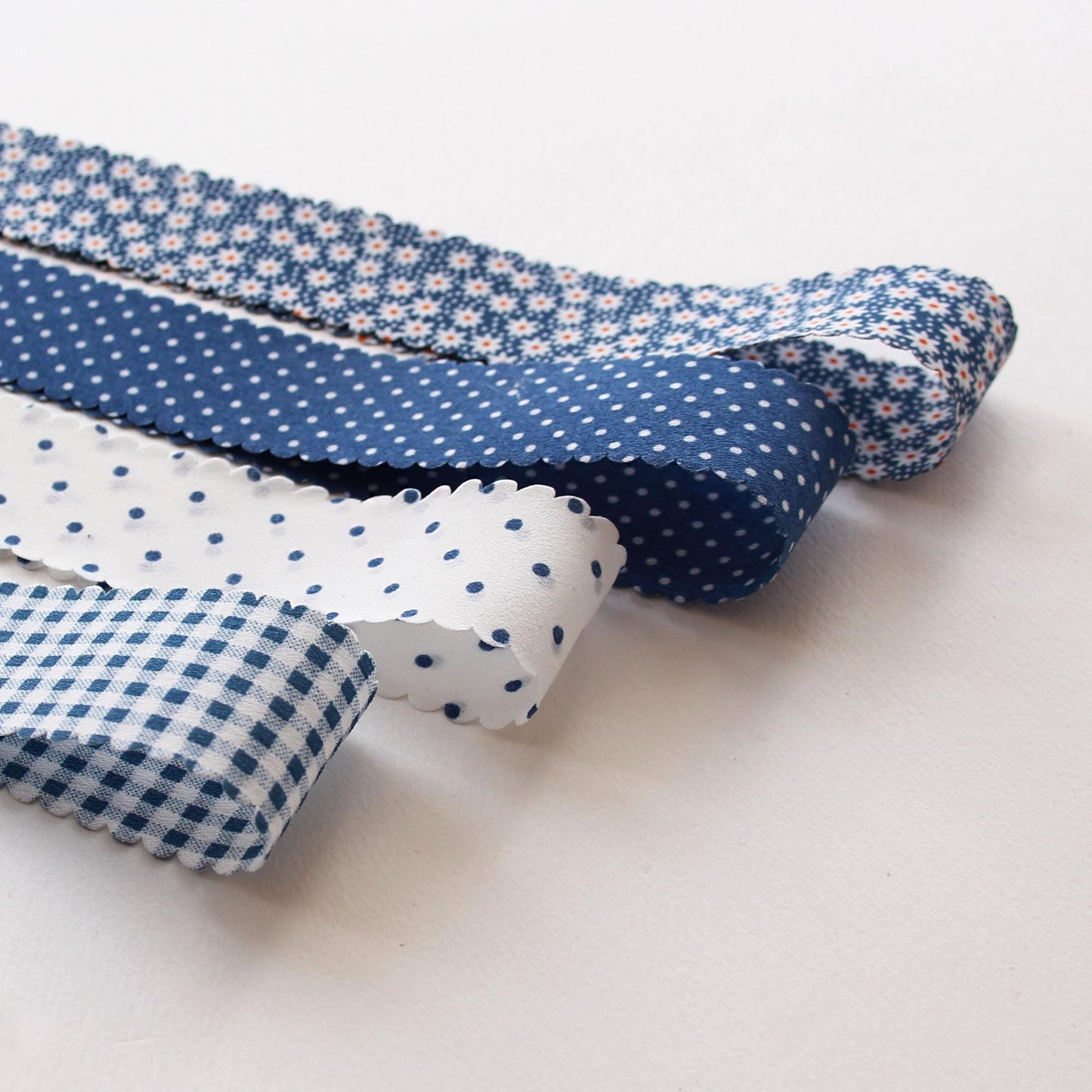 Charming Blue-Themed ribbons, Hair Bow Supply, Gift Wrapping, Craft Material, 1.57 Inch (4cm), 5 Yards