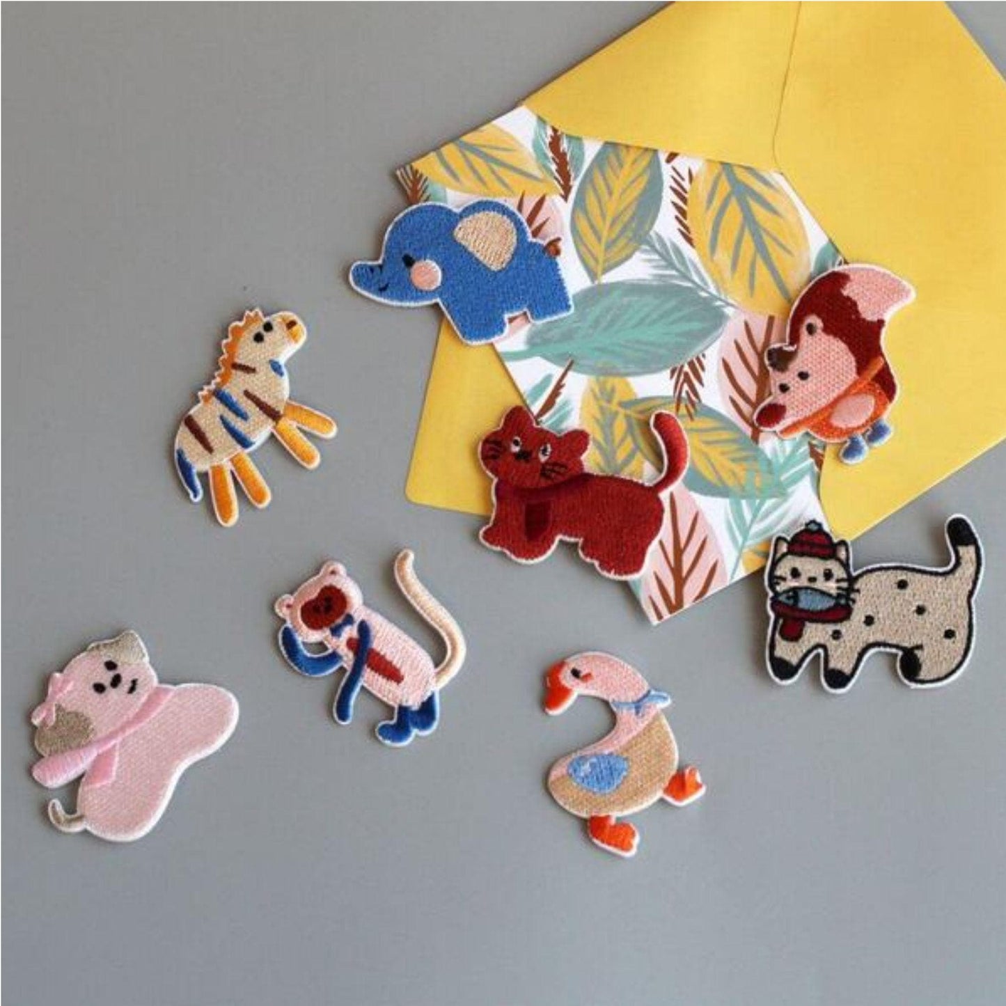 Embroidered Animal Patches, Iron-On DIY Craft Supply, Clothing Decoration