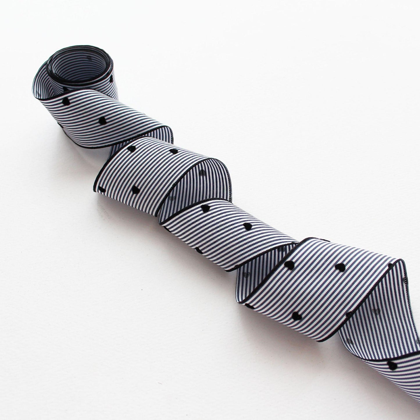 Striped Heart Ribbons, Hair Bow Supply, Gift Wrapping, Craft Material 5 Yards
