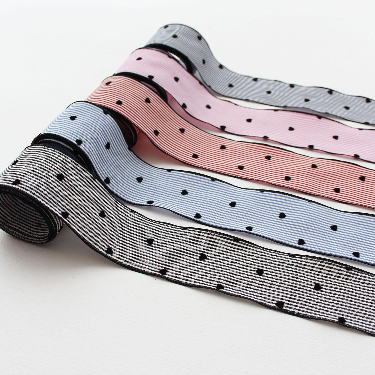 Striped Heart Ribbons, Hair Bow Supply, Gift Wrapping, Craft Material 5 Yards