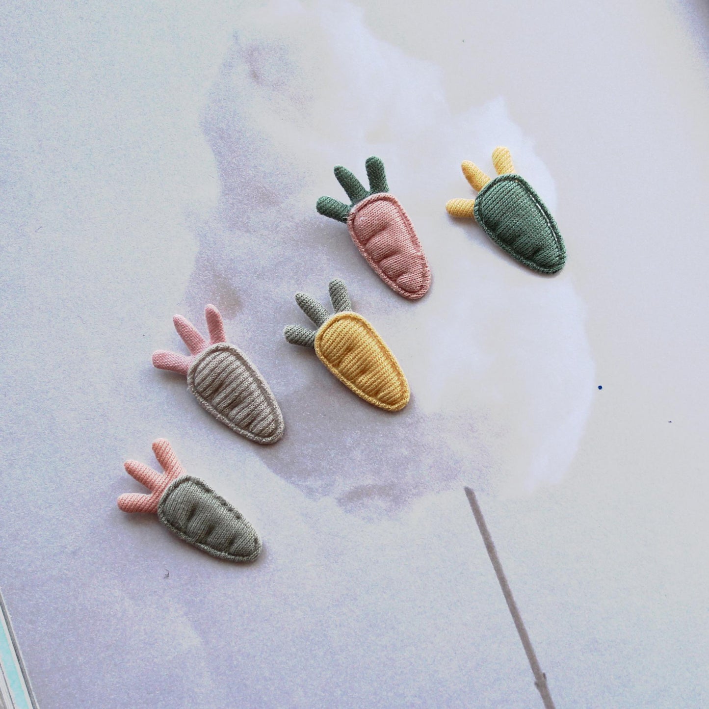 Mini Carrot Embroidered Patch, Fabric Applique, DIY Hair Bow Supply, Craft Decoration
