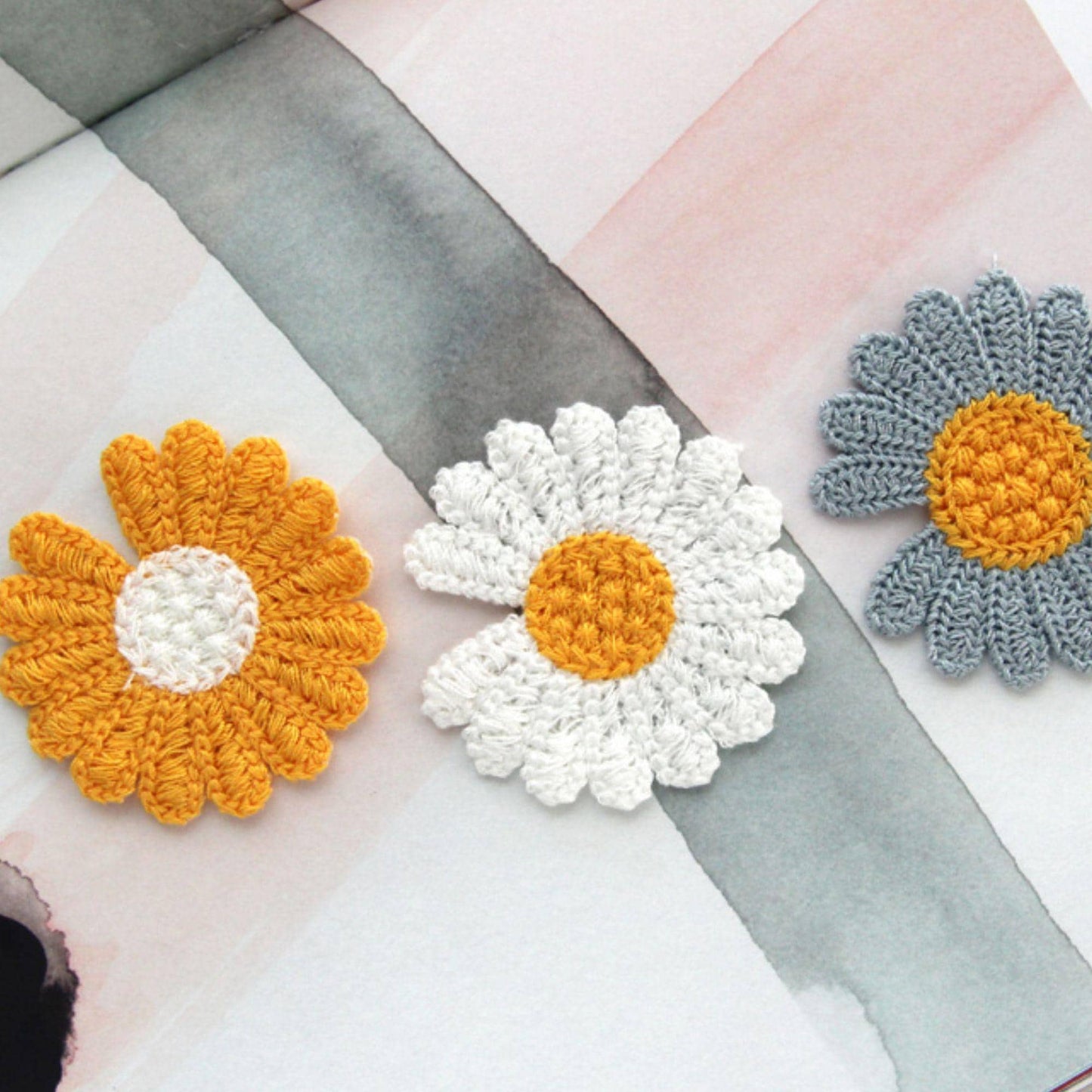 Daisy Flower Appliques, Handmade Floral Embellishments 5/10pcs