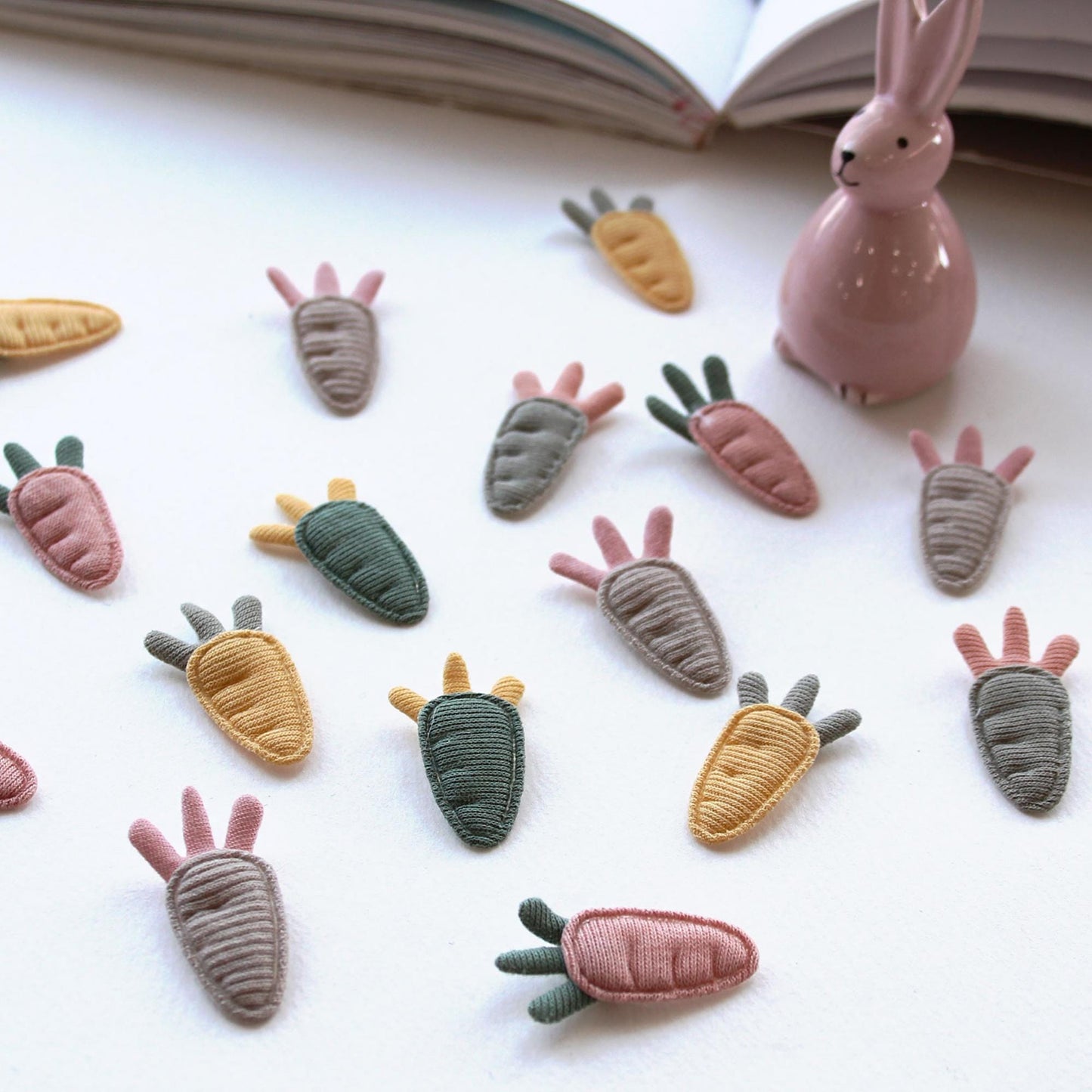 Mini Carrot Embroidered Patch, Fabric Applique, DIY Hair Bow Supply, Craft Decoration