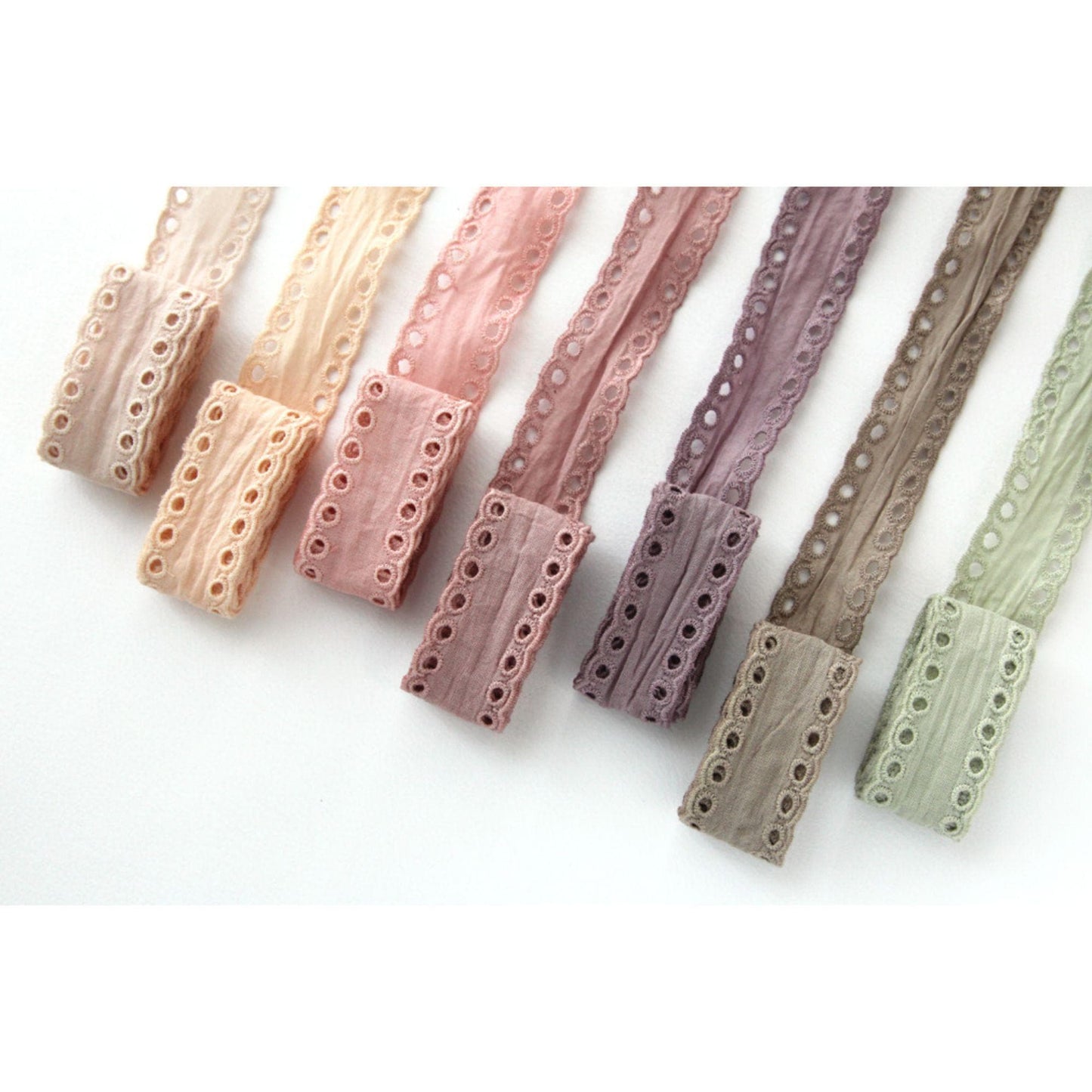 Vintage Eyelet Cotton Lace Trim, Embroidered Broderie Anglaise Ribbon 5Yards