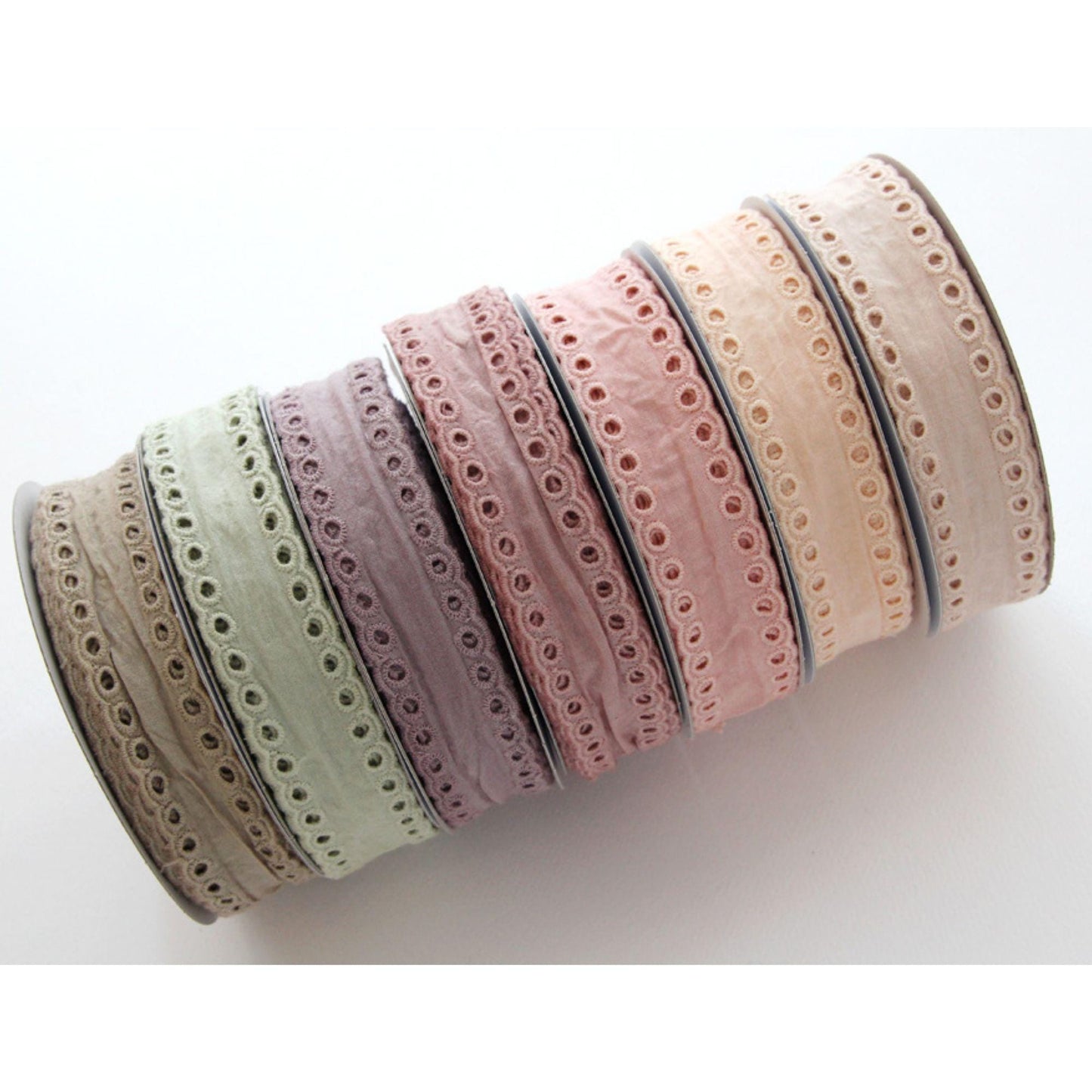 Vintage Eyelet Cotton Lace Trim, Embroidered Broderie Anglaise Ribbon 5Yards
