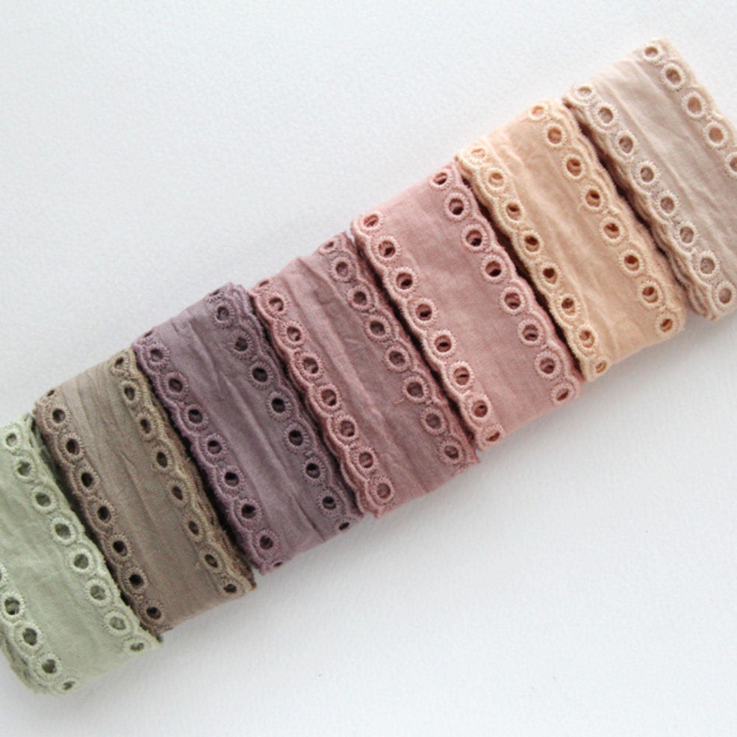 Vintage Eyelet Cotton Lace Trim, Embroidered Broderie Anglaise Ribbon 5Yards