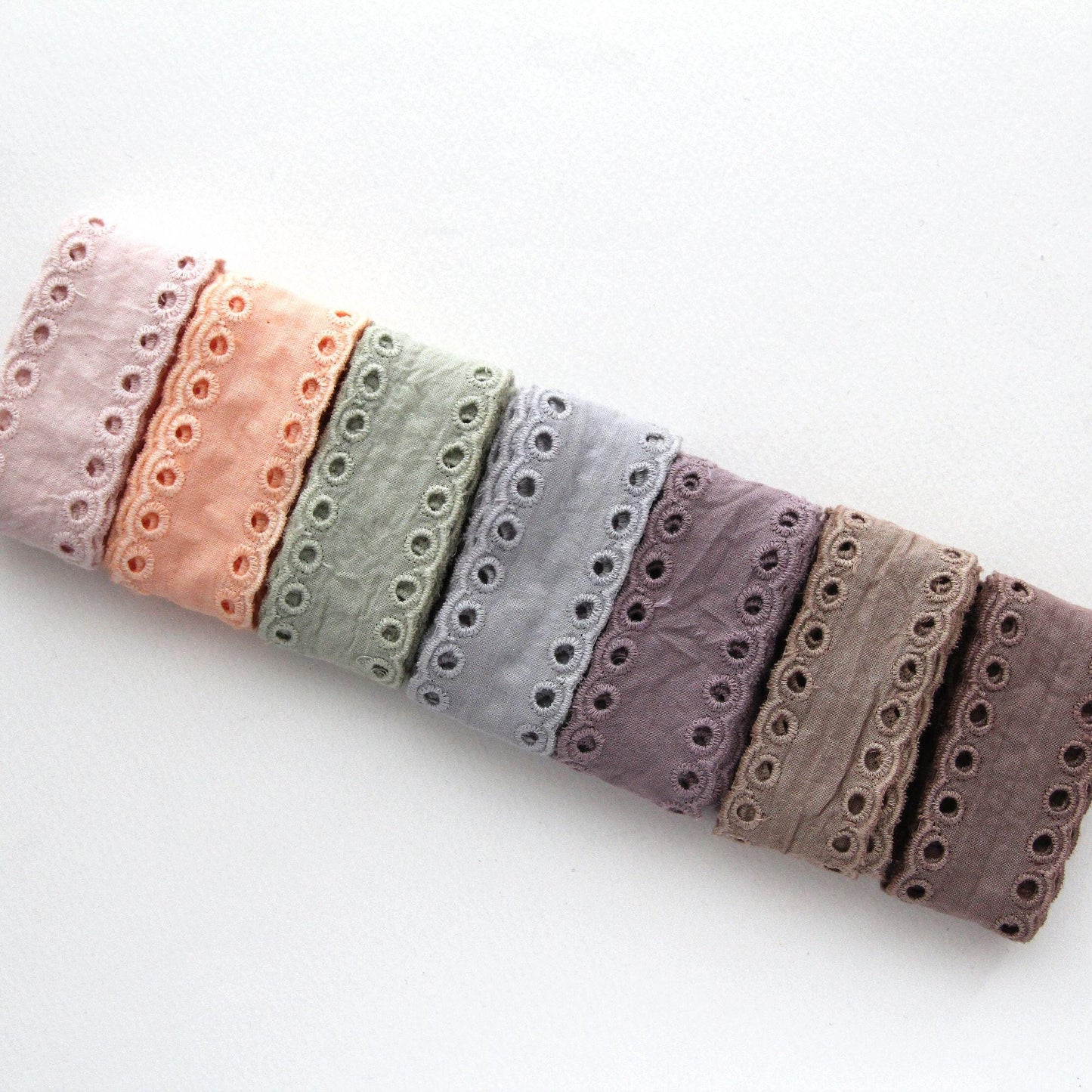 Vintage Eyelet Cotton Lace Trim, Embroidered Broderie Anglaise Ribbon 5Yards
