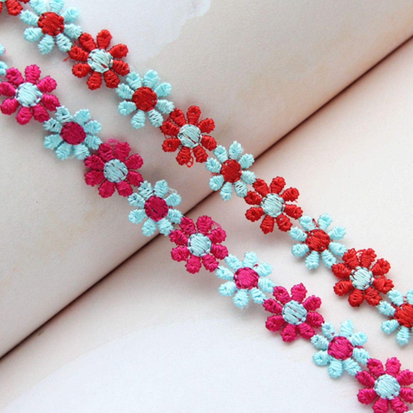 Daisy Embroidered Floral Lace Trim, Sewing Lace, DIY Hair Bow Craft Supplies 5Yards