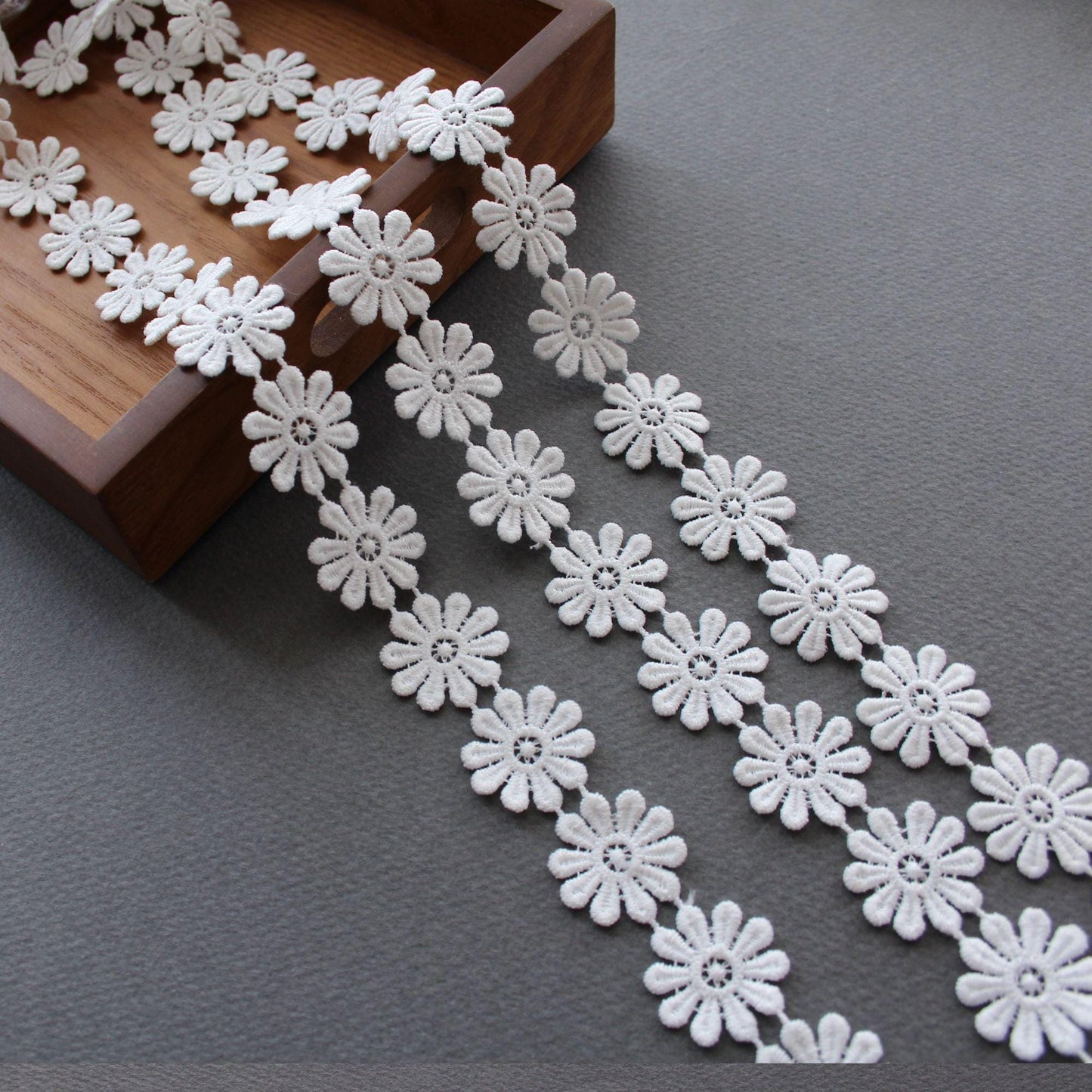 White Daisy Flower Lace Trim, Floral Embroidered Ribbon