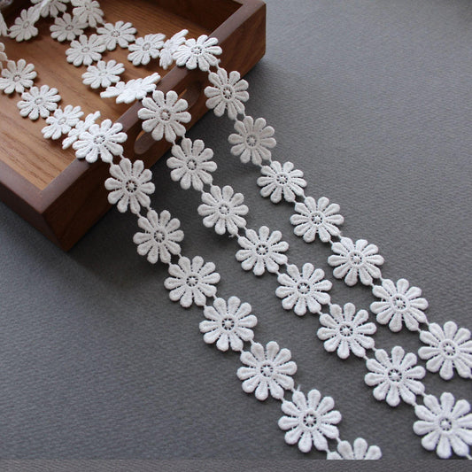 White Daisy Flower Lace Trim, Floral Embroidered Ribbon