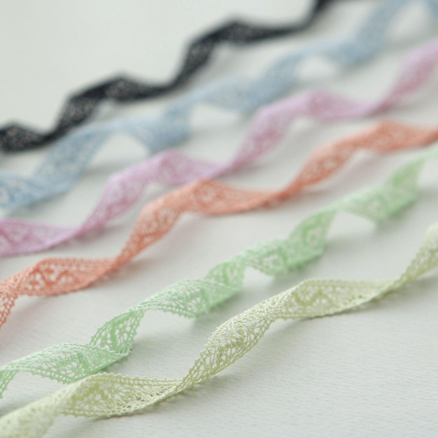 Cotton Lace Trim for Hair Bows, Sewing, Scrapbooking & Gift Wrapping 5Yard